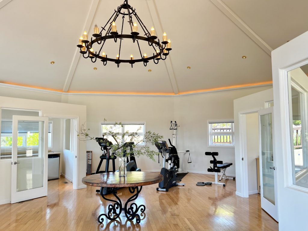 Home with gym in Sonoma